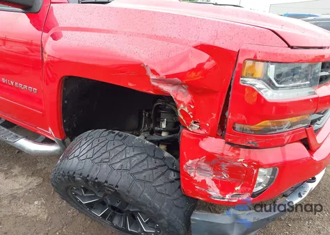 2018 Chevrolet Silverado 1500 2Lt z USA, uszkodzony, nr VIN 1GCVKRECXJZ186960